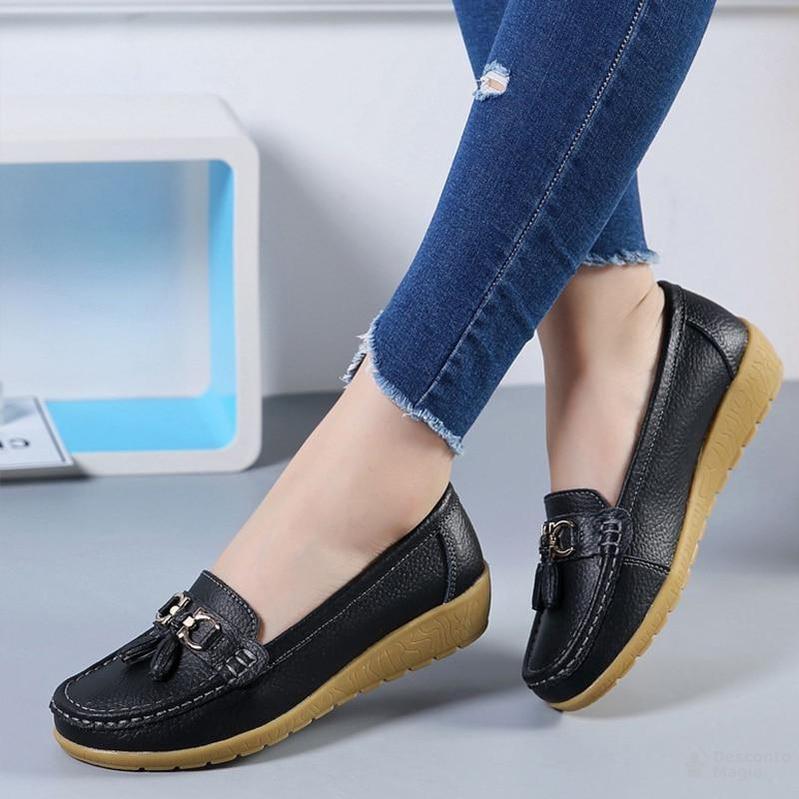 Women's Classic Comfort Moccasin Shoe