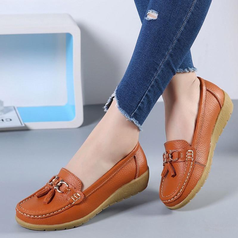Women's Classic Comfort Moccasin Shoe