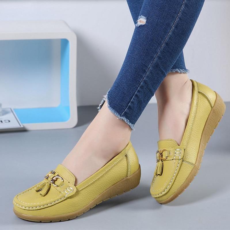 Women's Classic Comfort Moccasin Shoe