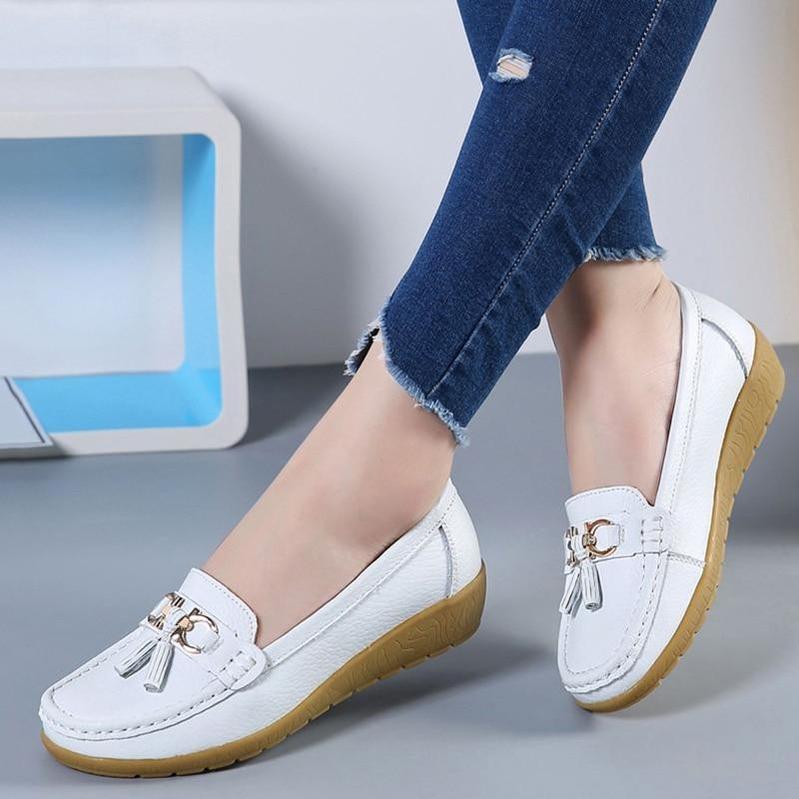 Women's Classic Comfort Moccasin Shoe
